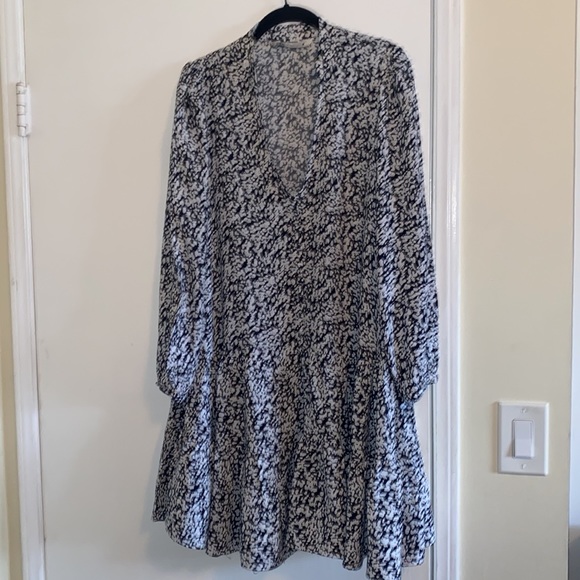 Zara Claris Black/White Print Mini Dress - Picture 9 of 14